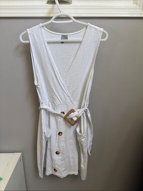 White Sleeveless Mini Wrap Dress with Woven Buckle Belt